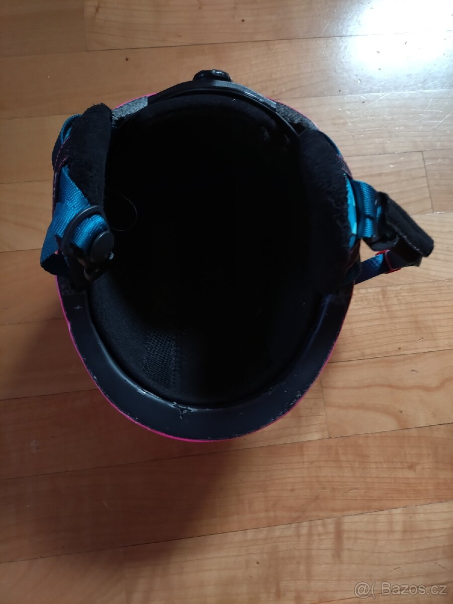 Lyžařská helma - 7