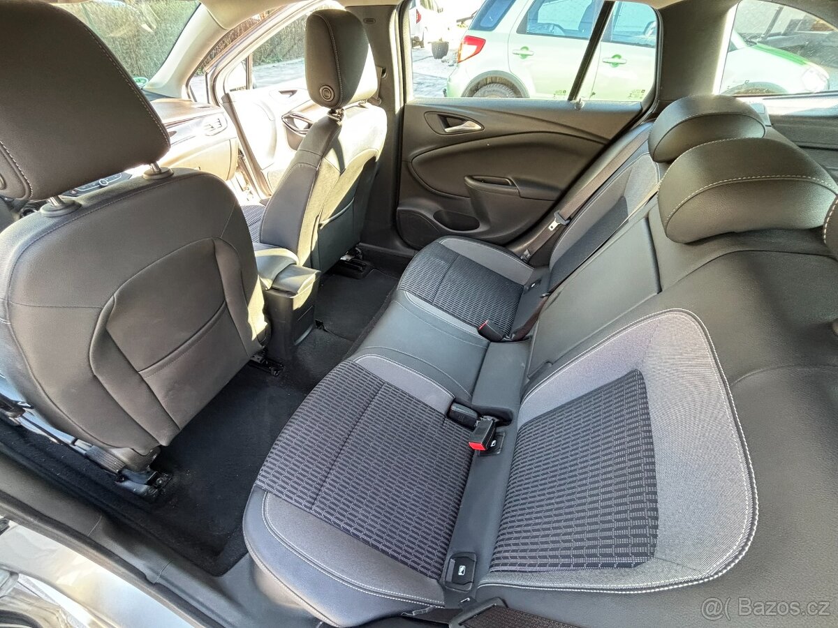 Opel Astra 1.5 CDTi - 7