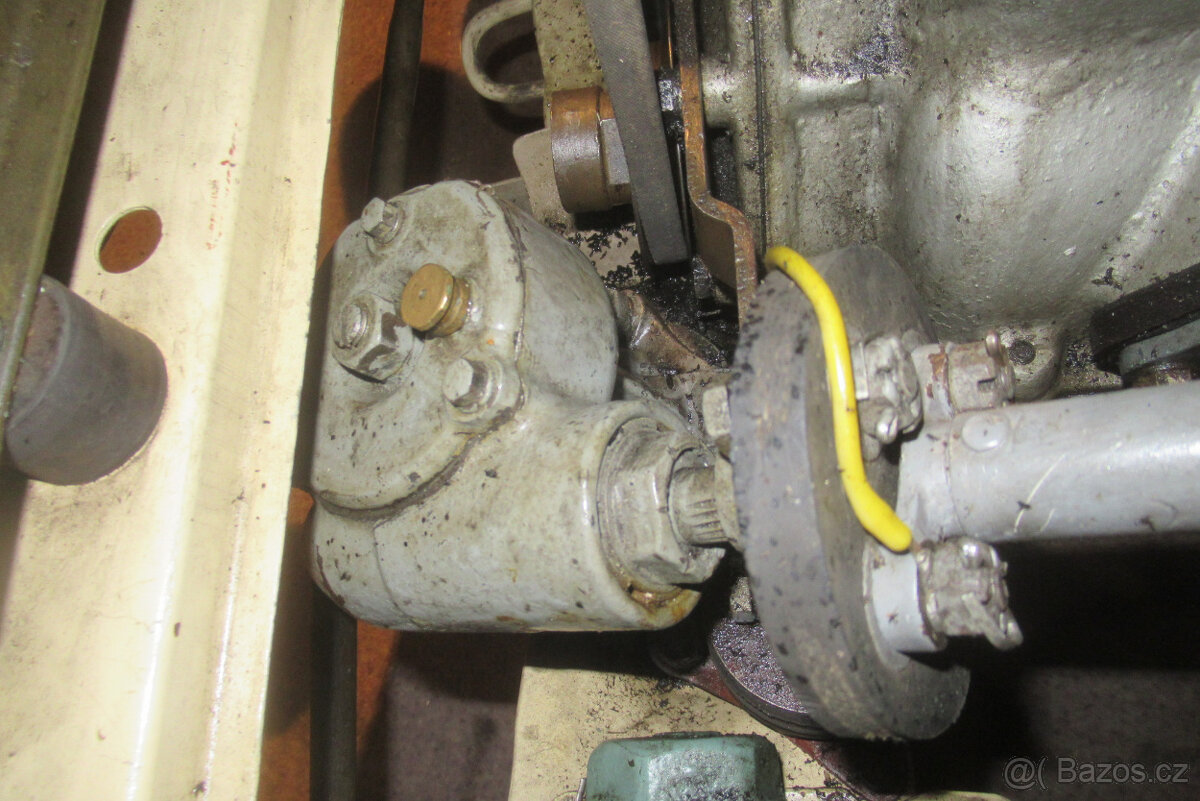 Renault Juva,VW brouk, Amal Aero 1000 Ford Eifel - 7