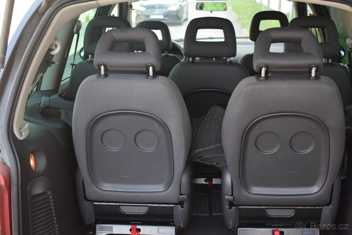 Volkswagen Sharan 7MÍST, VÝBAVA - 7