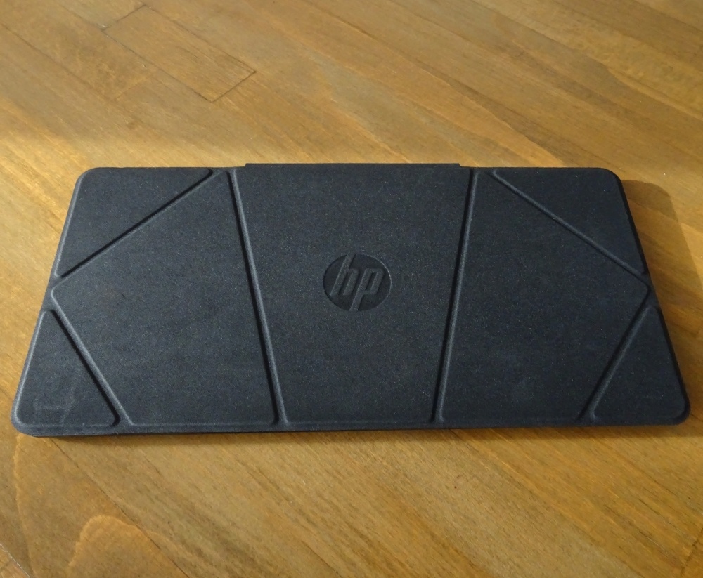 Bluetooth klávesnice HP a pouzdro na tablet Case Logic - 7
