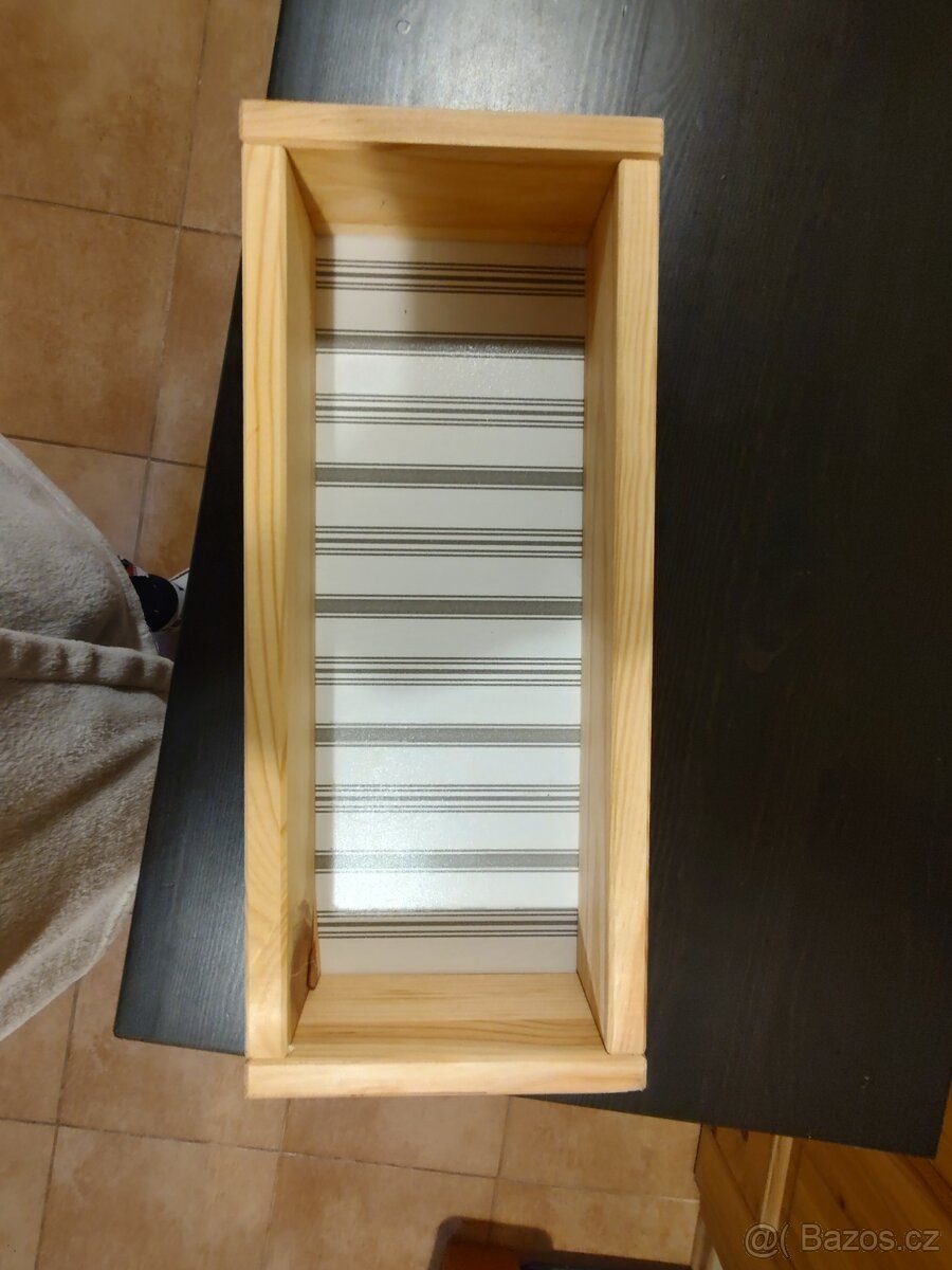 Noční stolky Hemnes Ikea - 7