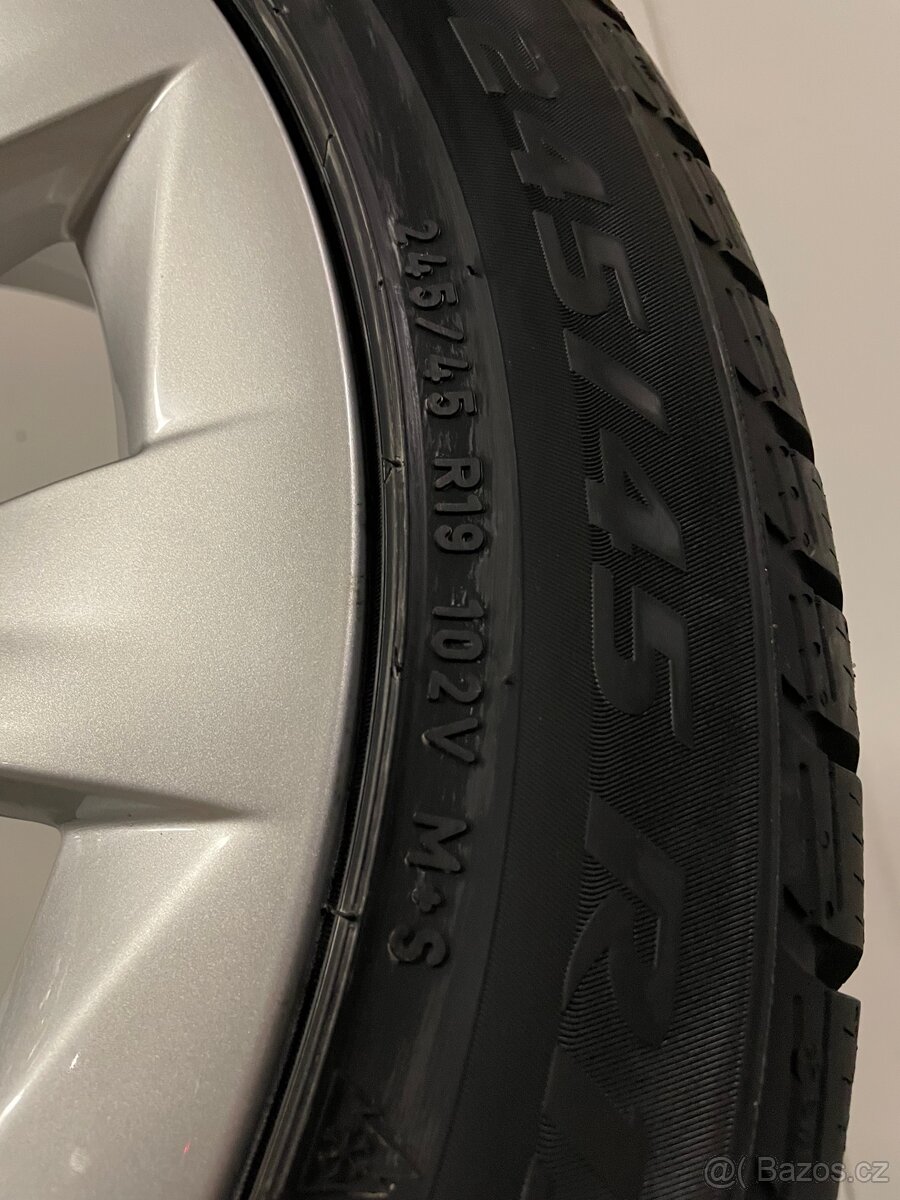 Original zimni Tesla Model S r19 + 245/45/19 100% - 7