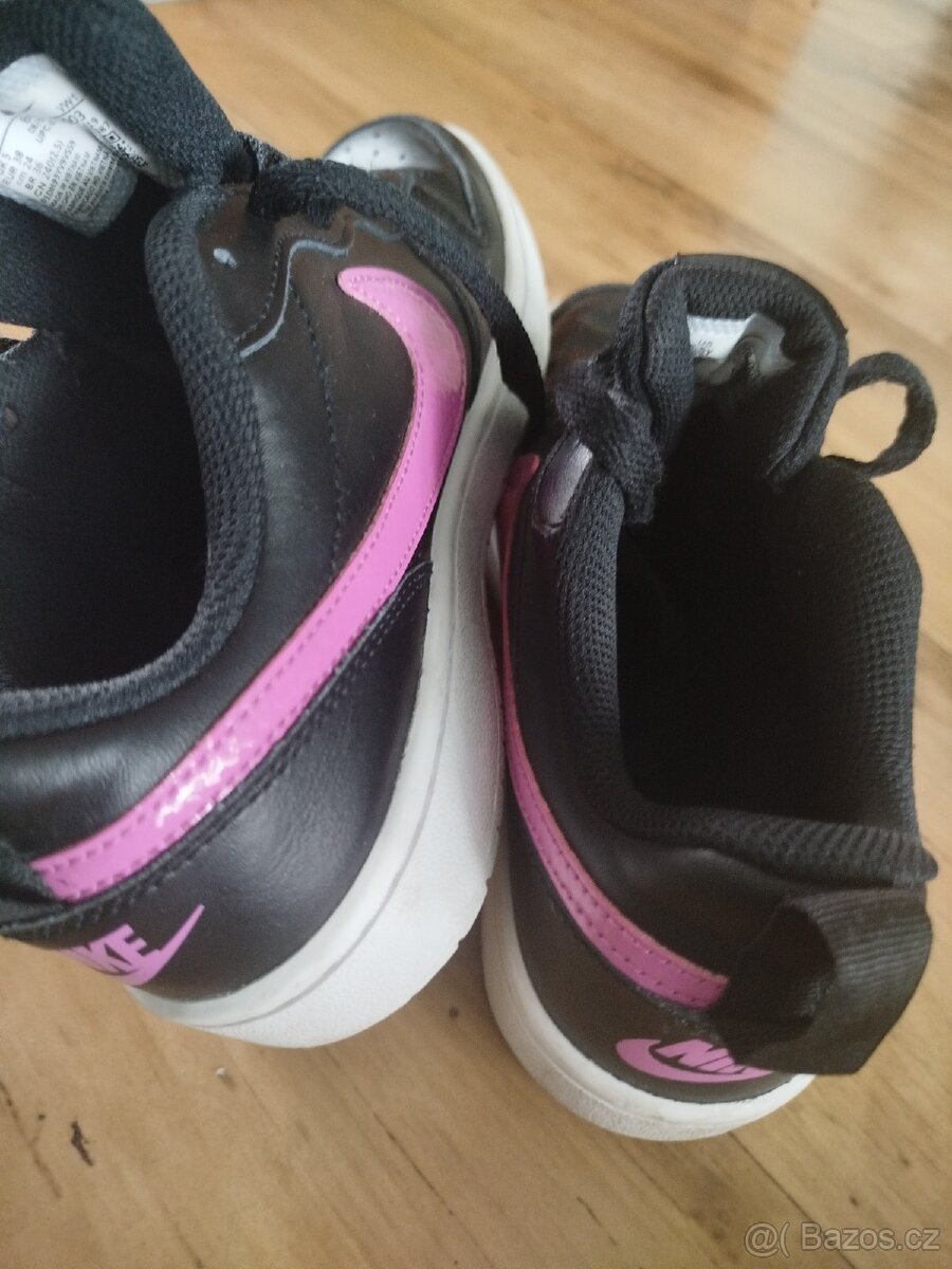 Bílé dámské tenisky Puma - 7