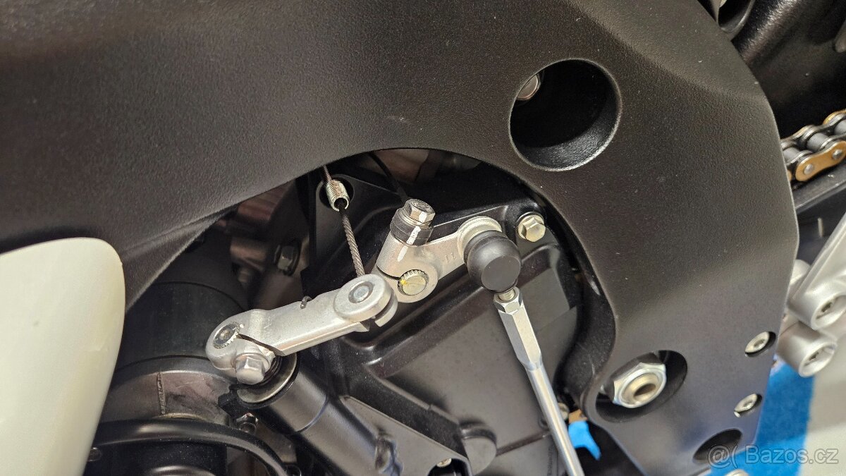 Suzuki GSX-R 750 k9 - 7