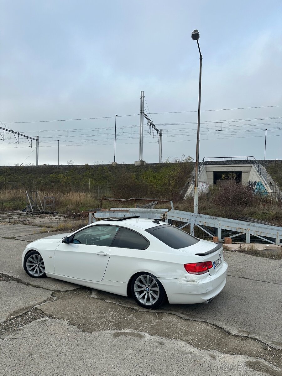 BMW e92 330d automatic - 7