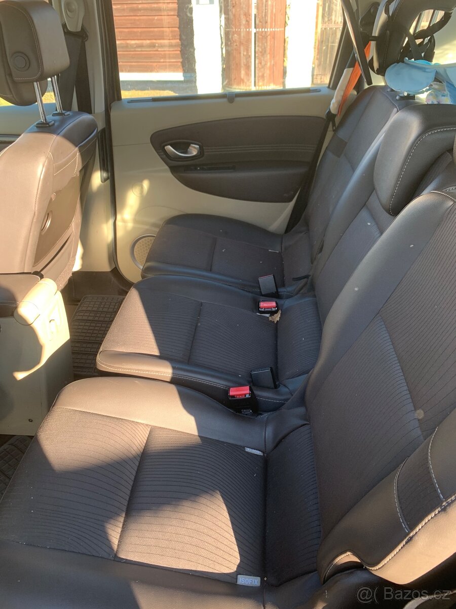 Renault Scenic 1.9 dCi rok 2010 - 7