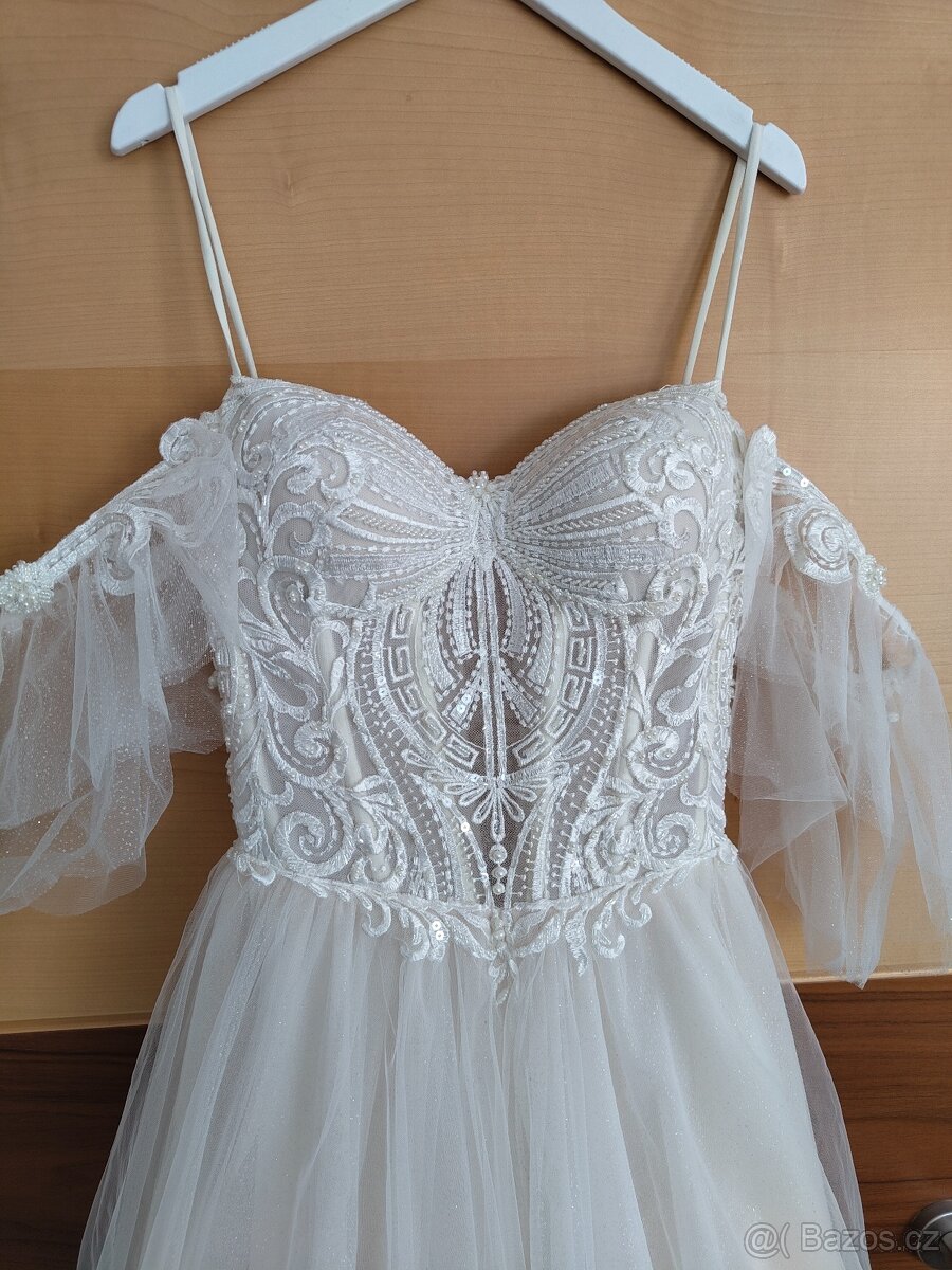Elegantní svatební šaty - 7