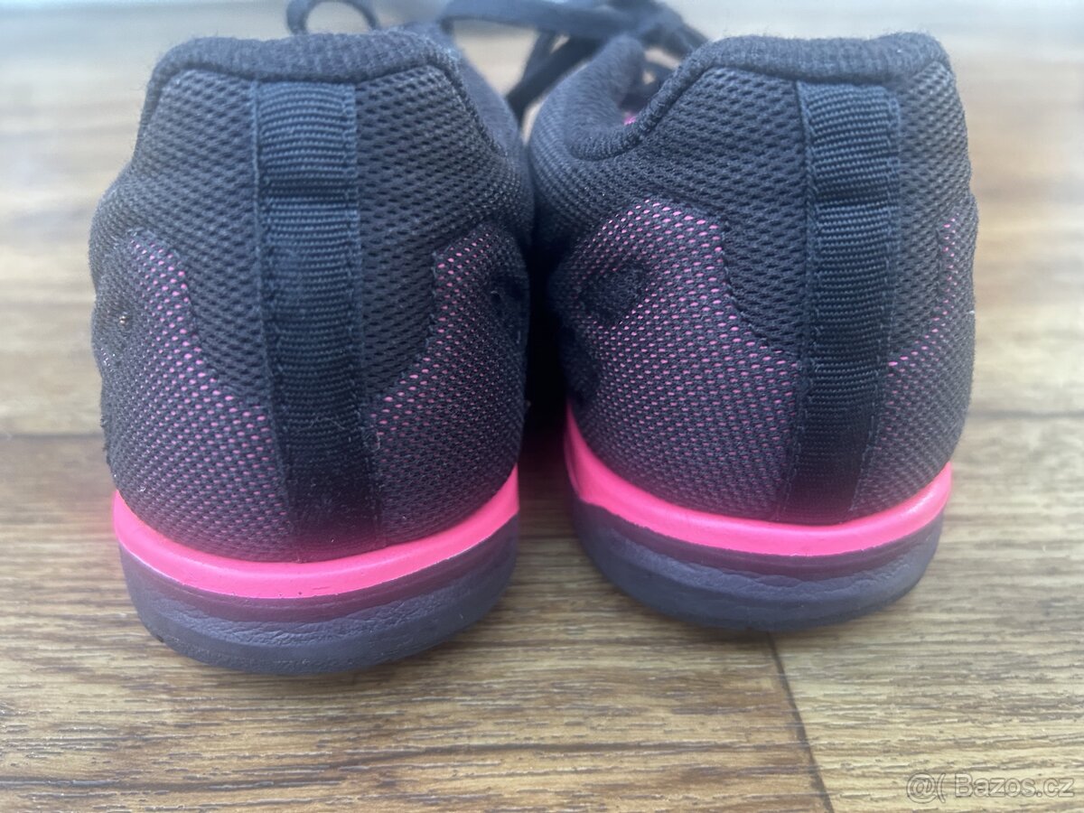 Žabky, bačkory , tenisky vel. 32 - 7