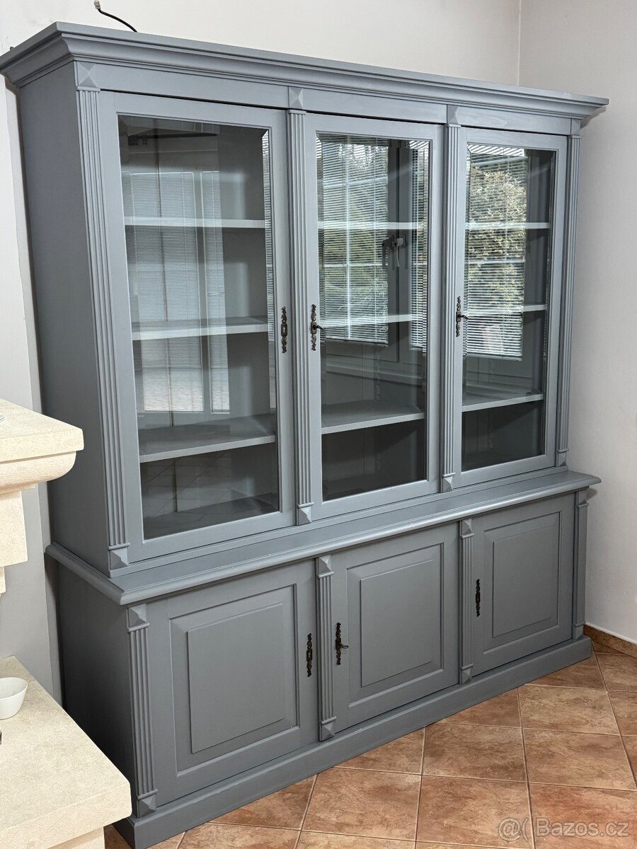 Knihovna/kredenc/skříň s prosklenými dvířky - masiv - 7