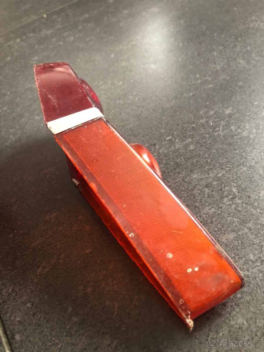 Kryt světla škoda - 7