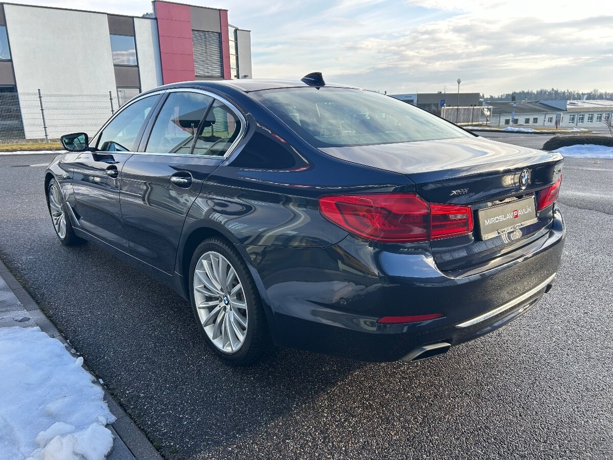 Prodám BMW 540i xDrive Luxury Line - 7