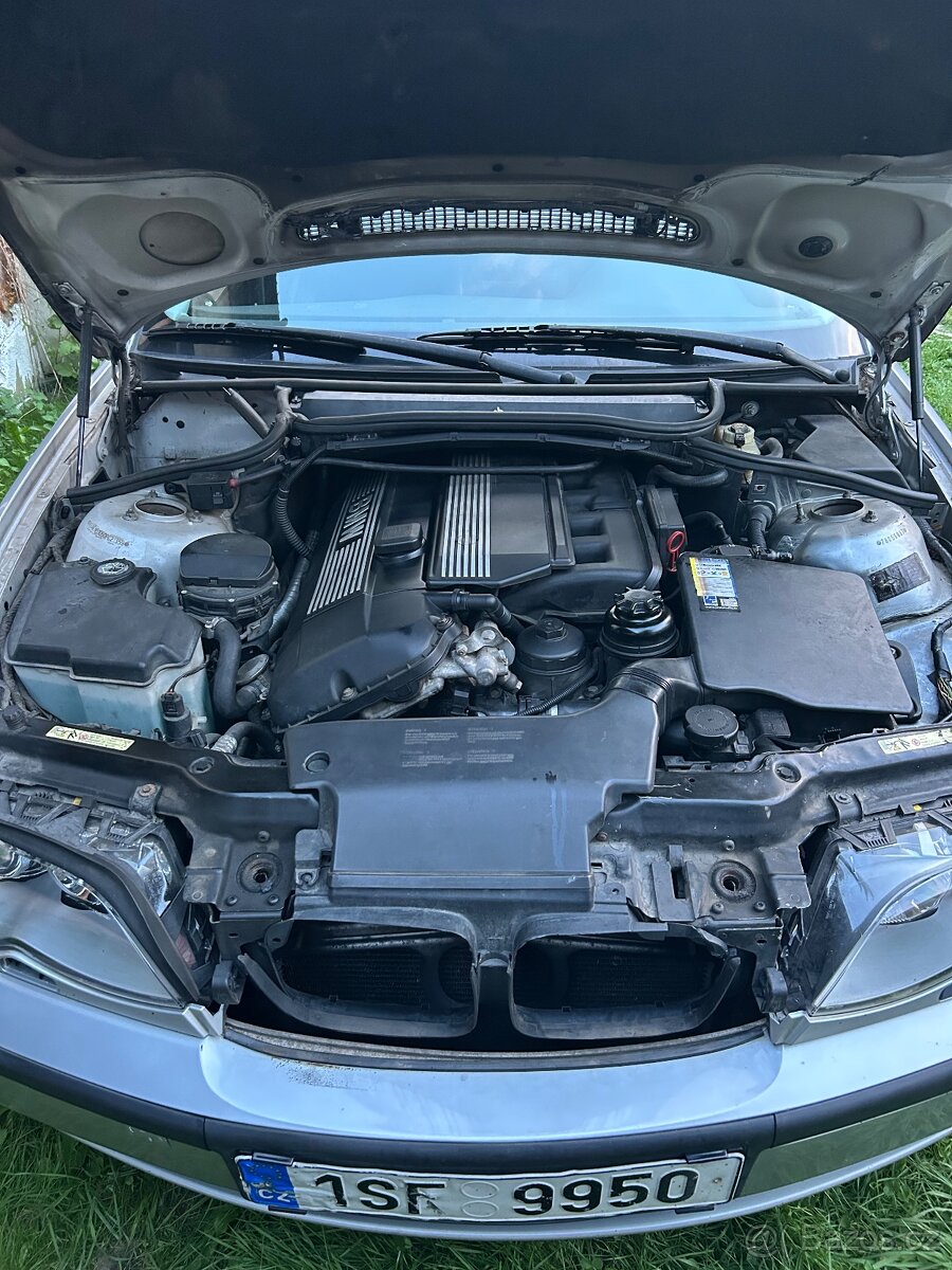 BMW e46 330i touring - 7