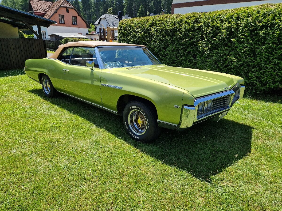 Buick LeSabre Convertible - 7