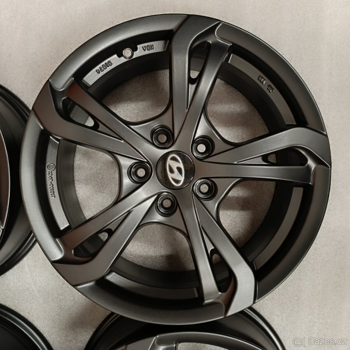 Originální alu kola Hyundai Santa Fe 7Jx17'' ET47 - 7