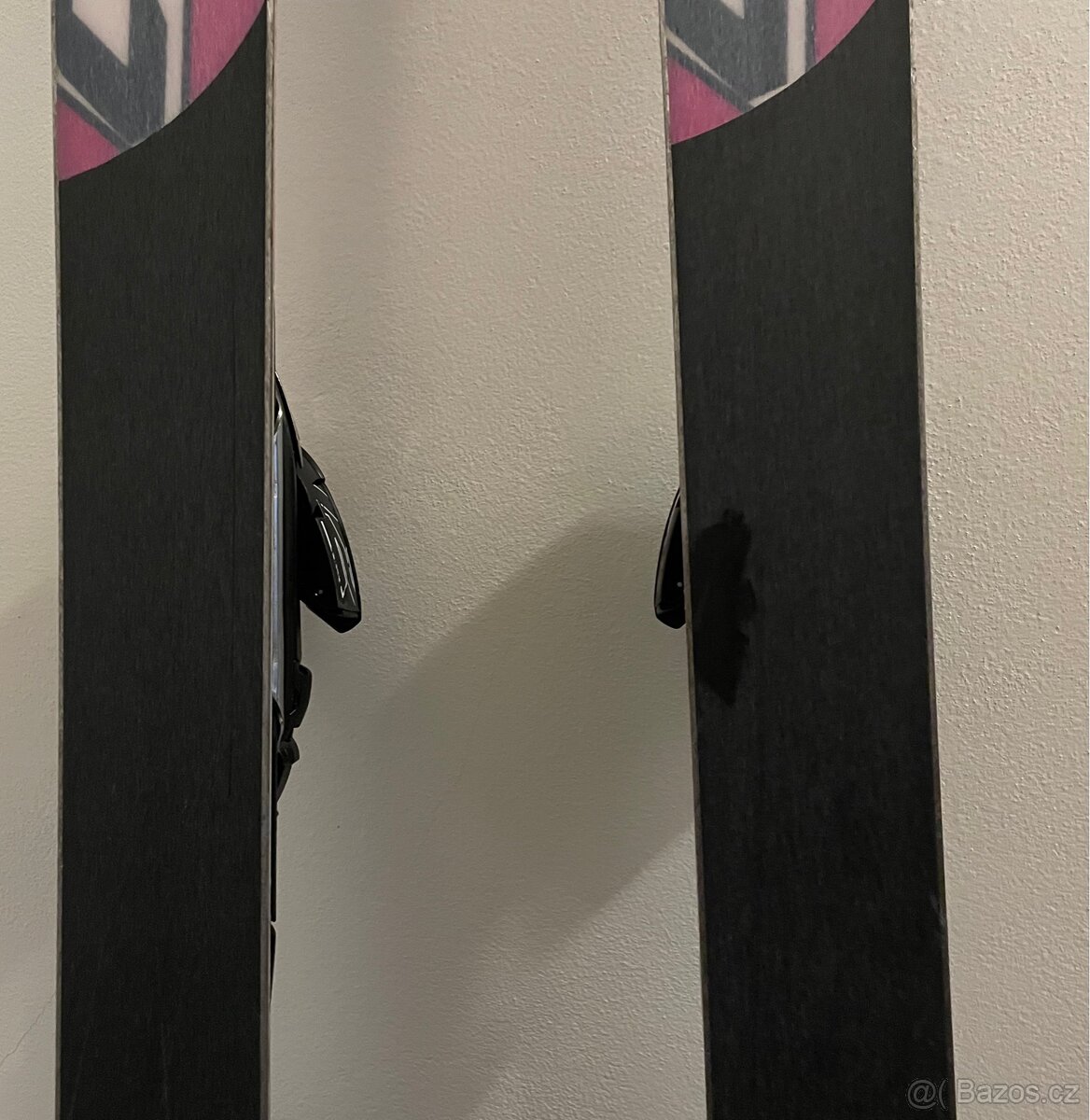 Použité carvingové lyže Salomon Crossmax W12 o délce 162 cm. - 7