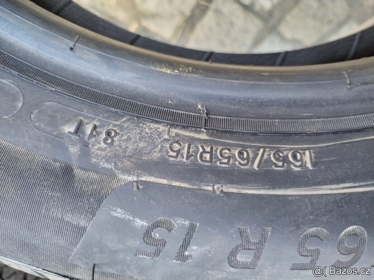 165/65/15 letni pneu MICHELIN a NEXEN 165/65 R15 - 7