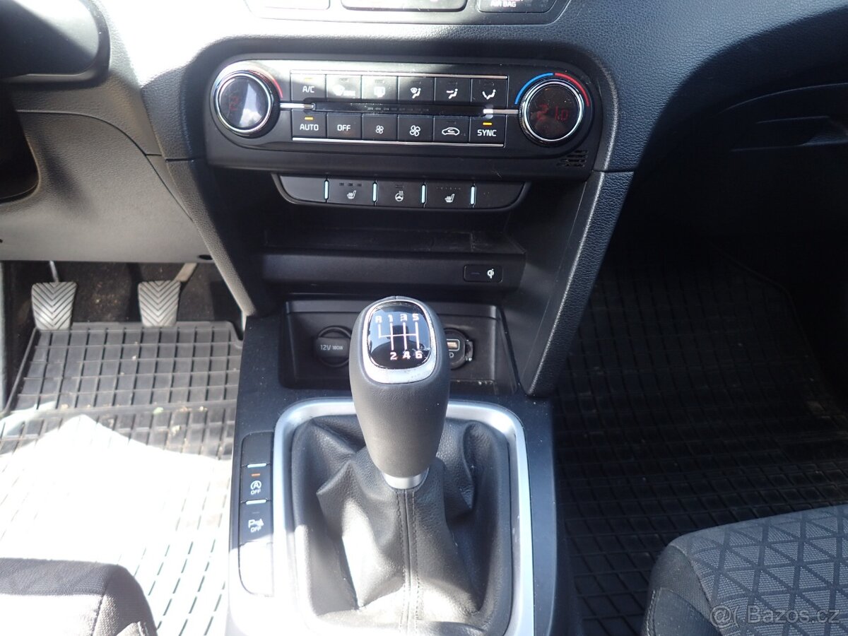 Kia Ceed SW 1,6CRDi 100kw ,Exclusive,11/2018 ČR - 7