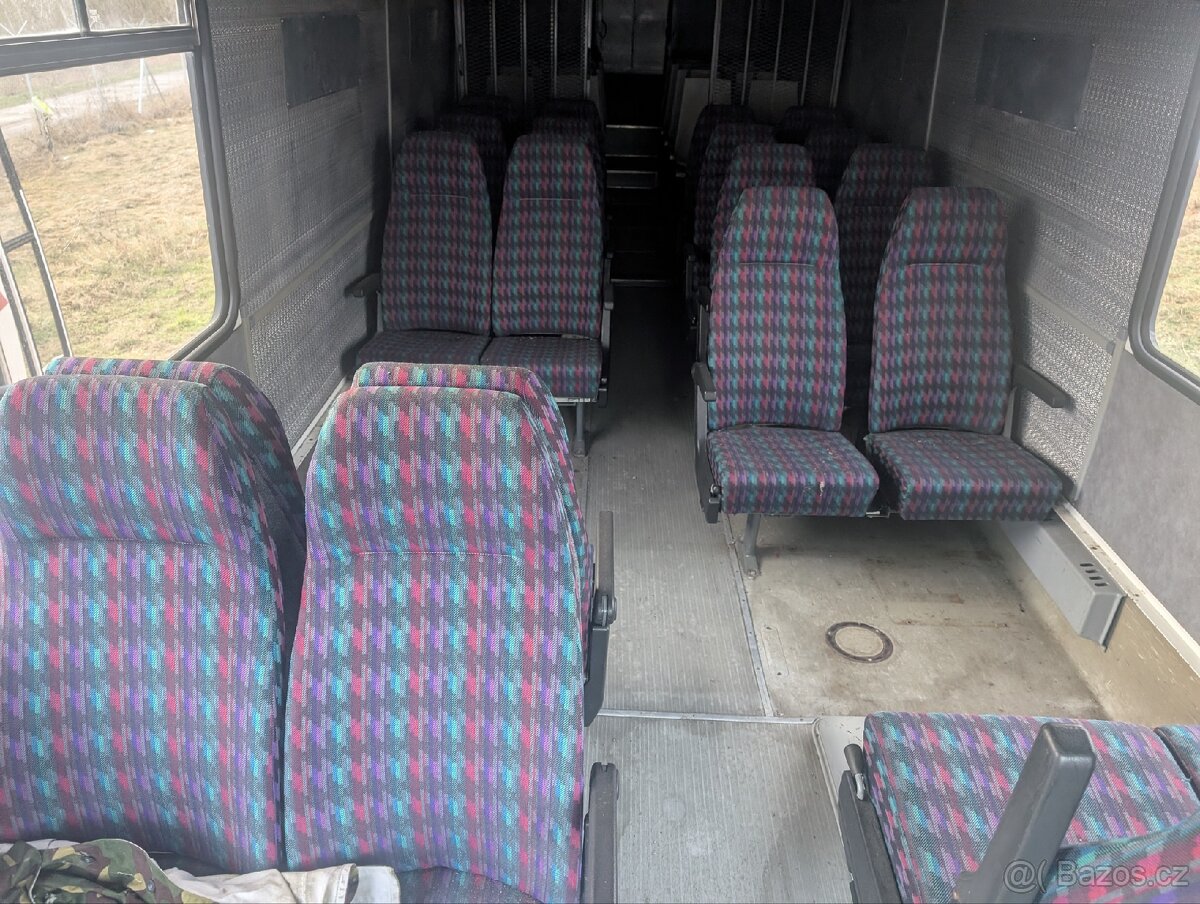 Vězeňský autobus karosa c935 - 7