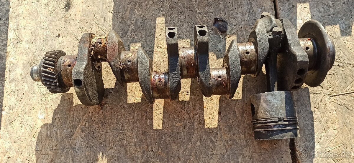 Multicar M25 kliková hřídel - 7