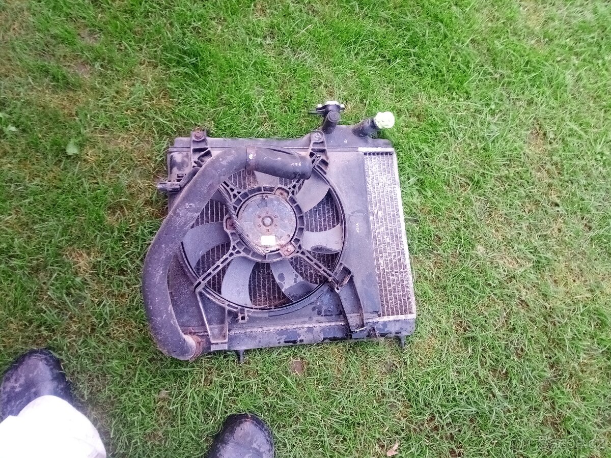 chladič,výfuk, dveře, Hyundai - 7