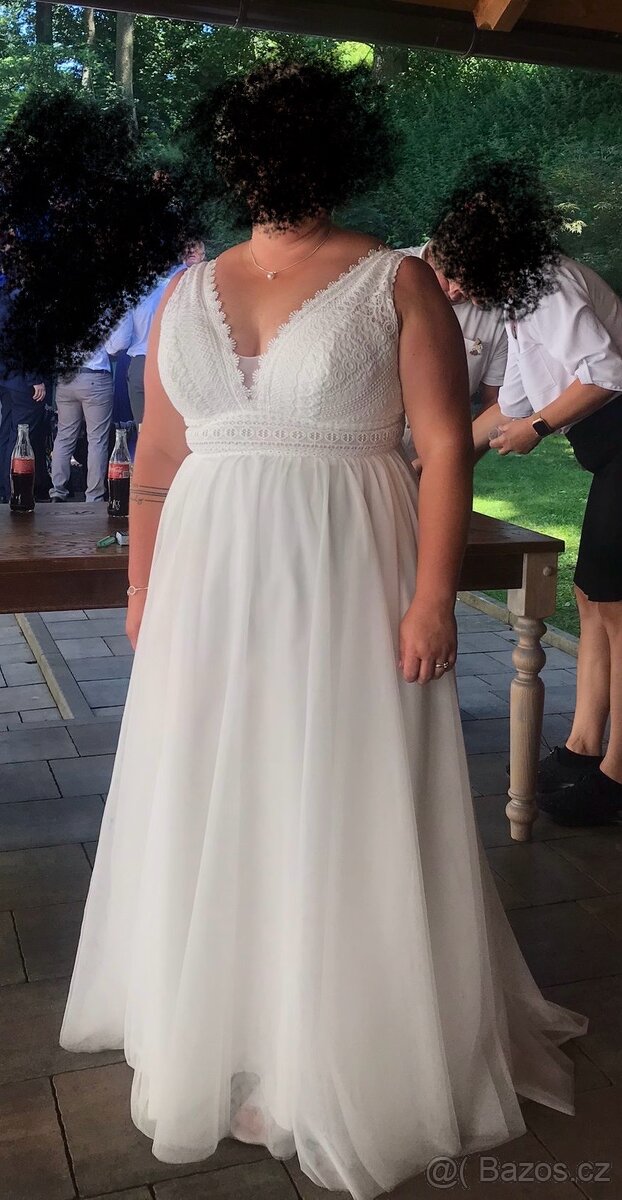Svatební šaty šněrovací - 7