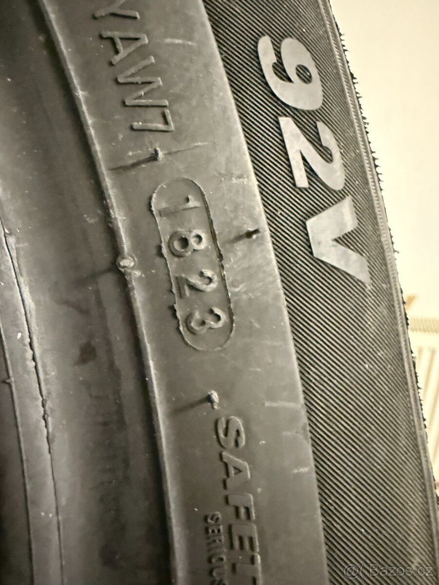 215/50 R18 92V Kumho WinterCraft WP52 - 7