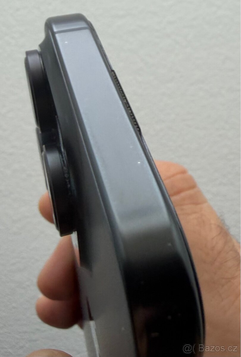 IPhone 16 Pro Black Titanium 256GB + příslušenství - 7