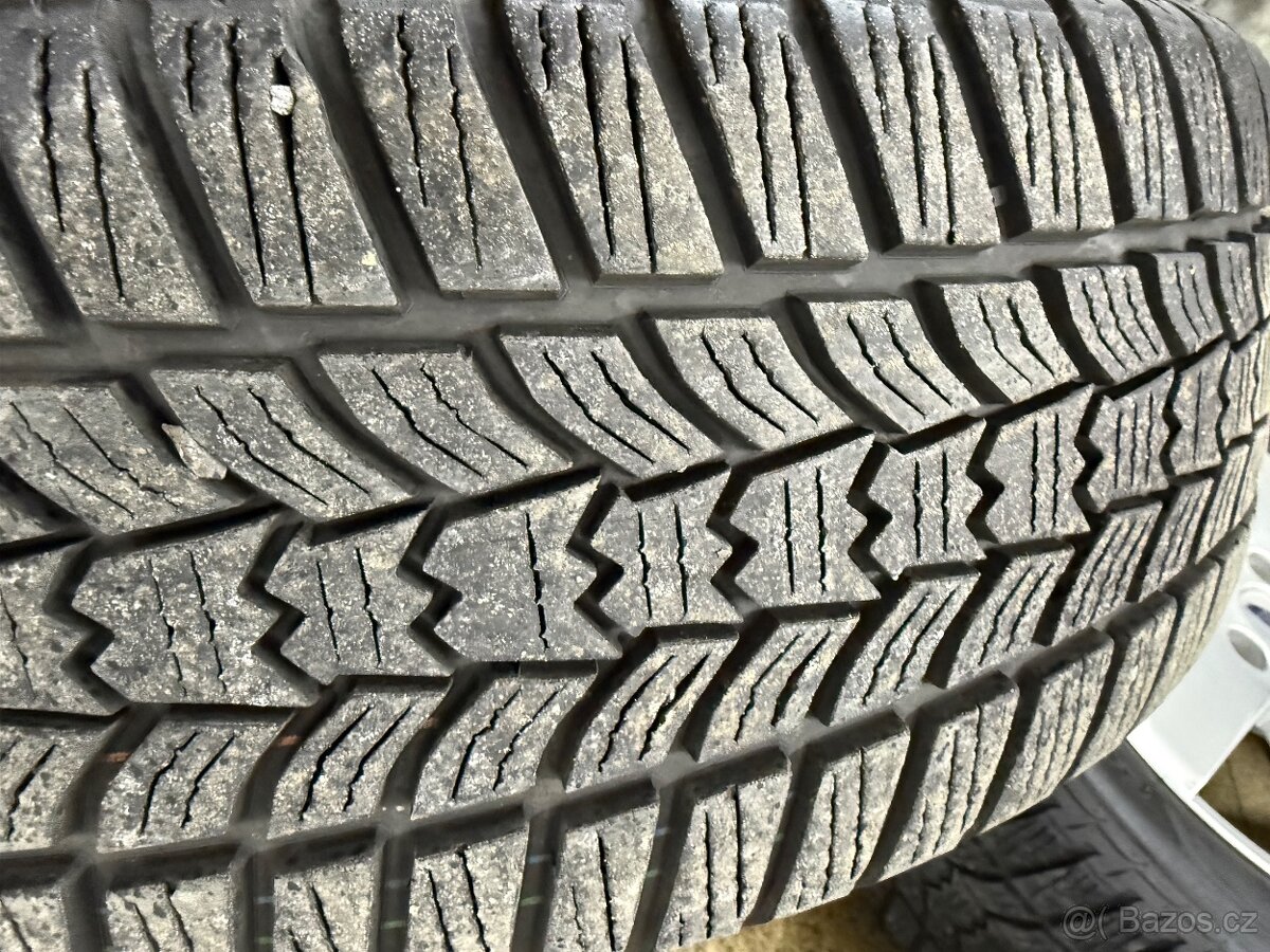 205/55R16 ALU zimní sada Ford 5x108 - 7