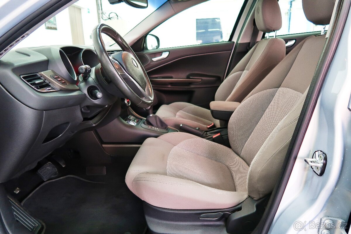 Alfa Romeo Giulietta 2.0 JTDM 129kW, A/T ZÁRUKA, TURISMO - 7