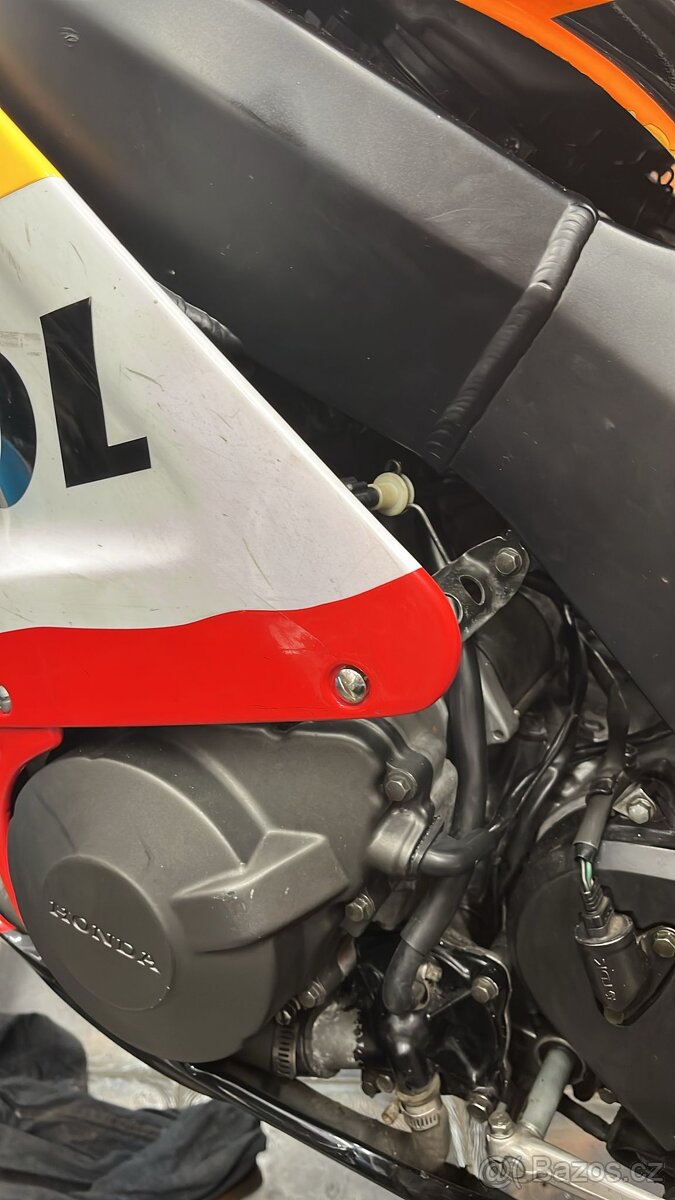 HONDA CBR 900RR - 7