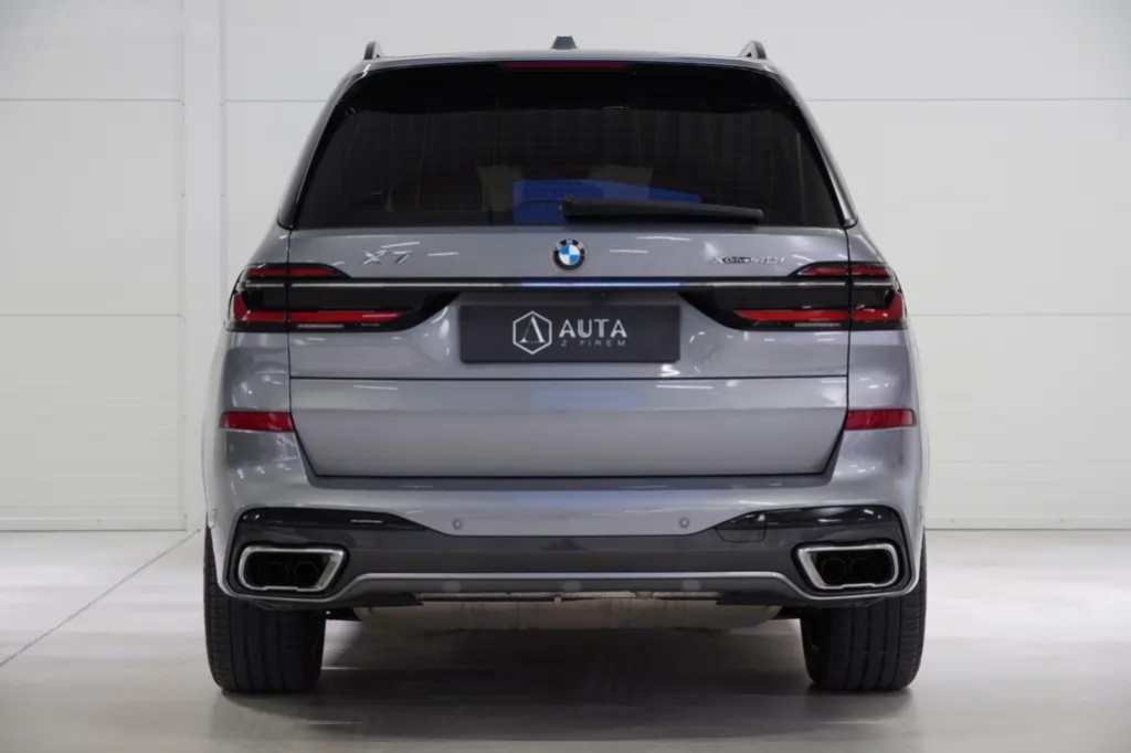 BMW X7, 40i,M-paket,ČR,DPH,HUD, - 7