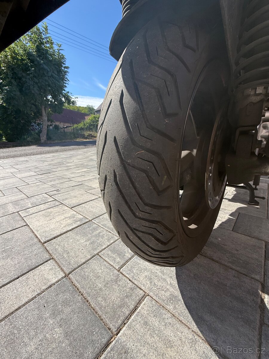 Yamaha 250 xmax skutr - 7