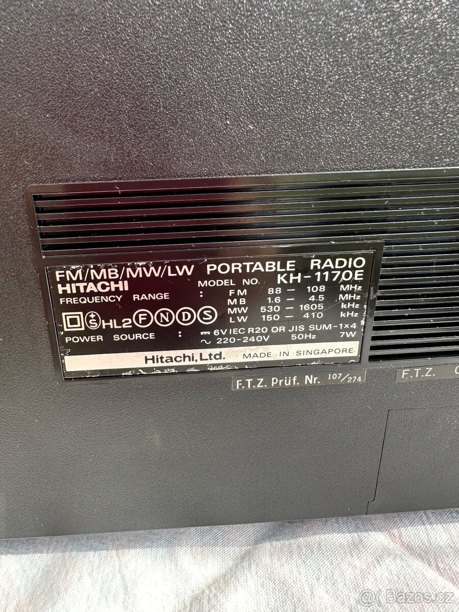 Hitachi Navigator II námořní rádio KH 1170 E rok 1977 - 7