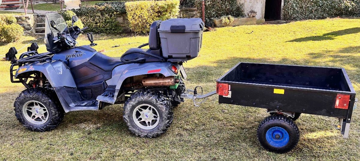 Čtyřkolka Arctic Cat 700 TRV - 7