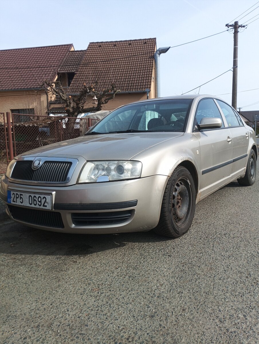 Škoda Superb - 7