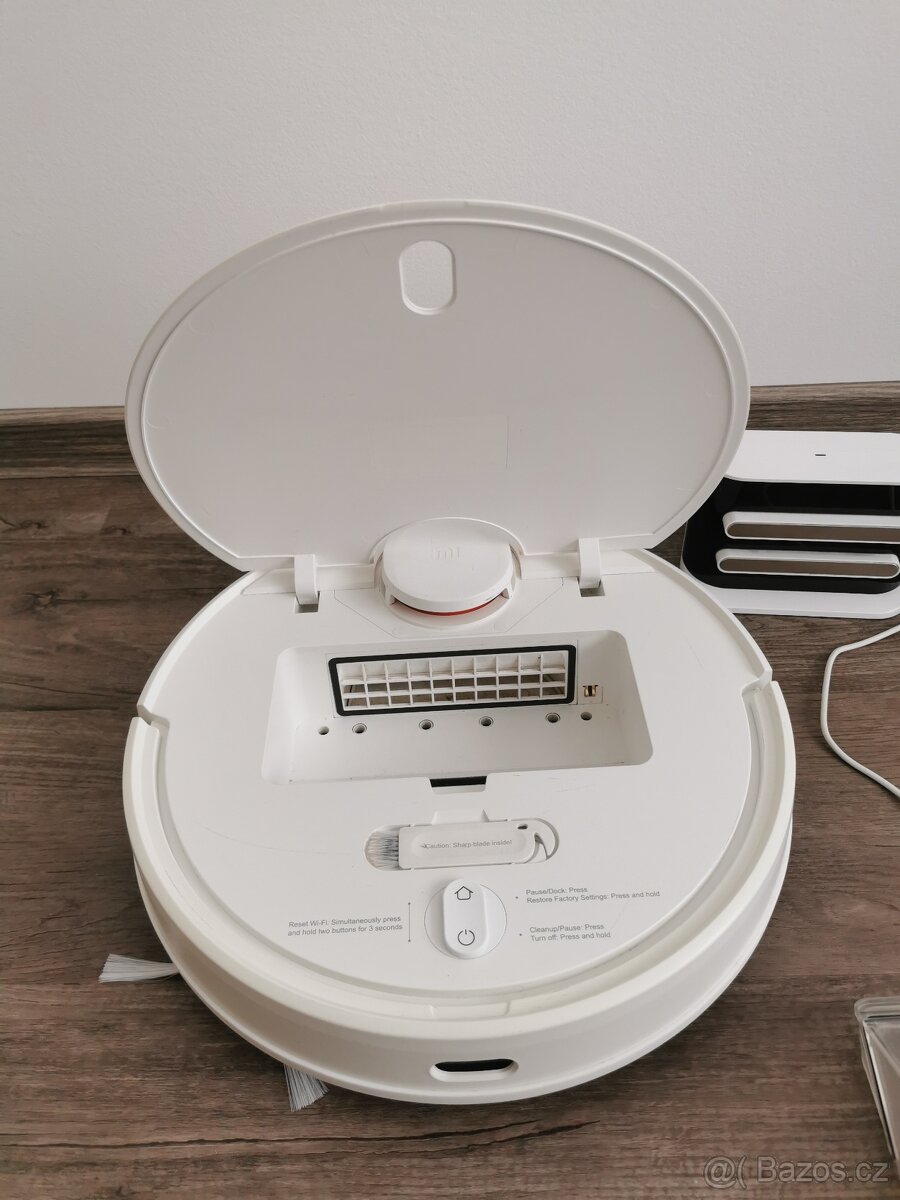 Robotický vysavač Xiaomi Mi Robot Vacuum Mop Pro - 7