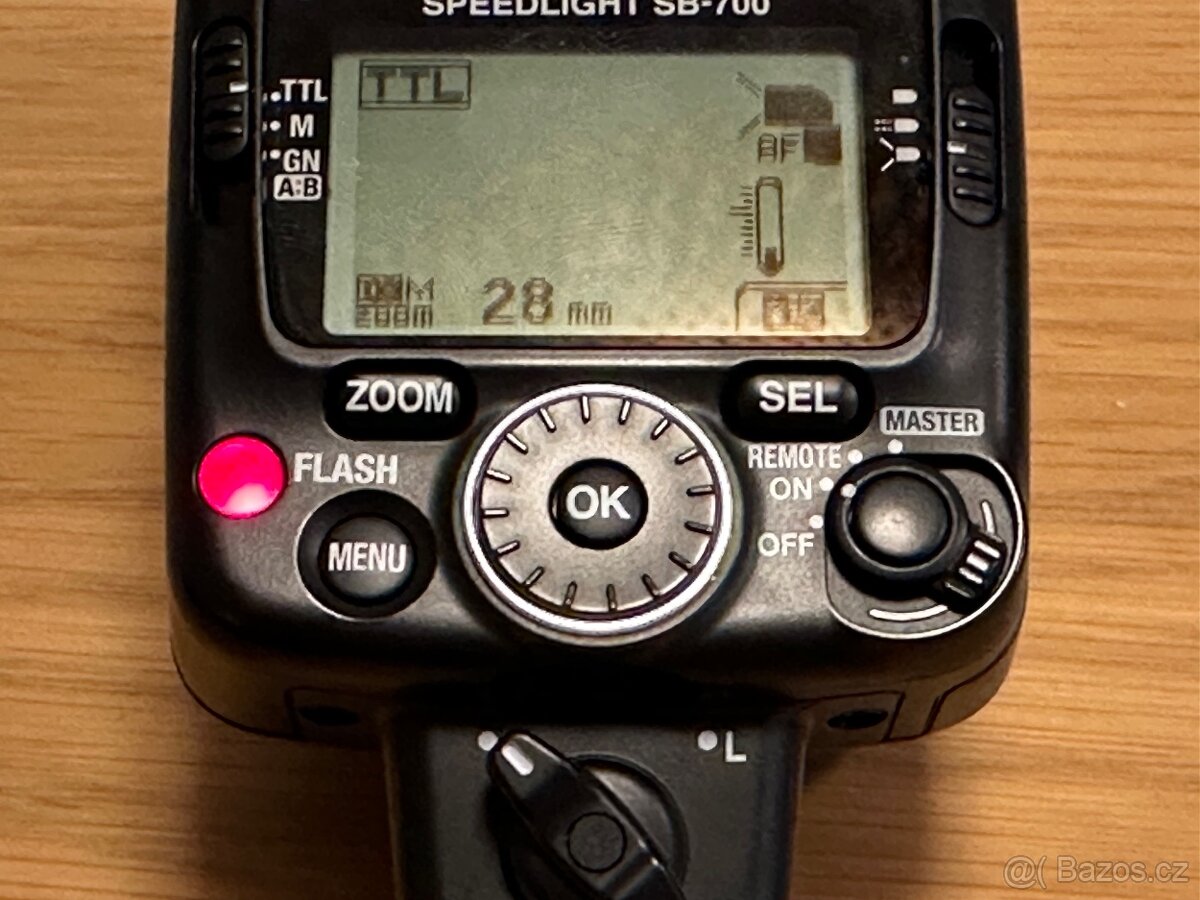 Nikon Speedlight SB-700 – špičkový stav A+ - 7