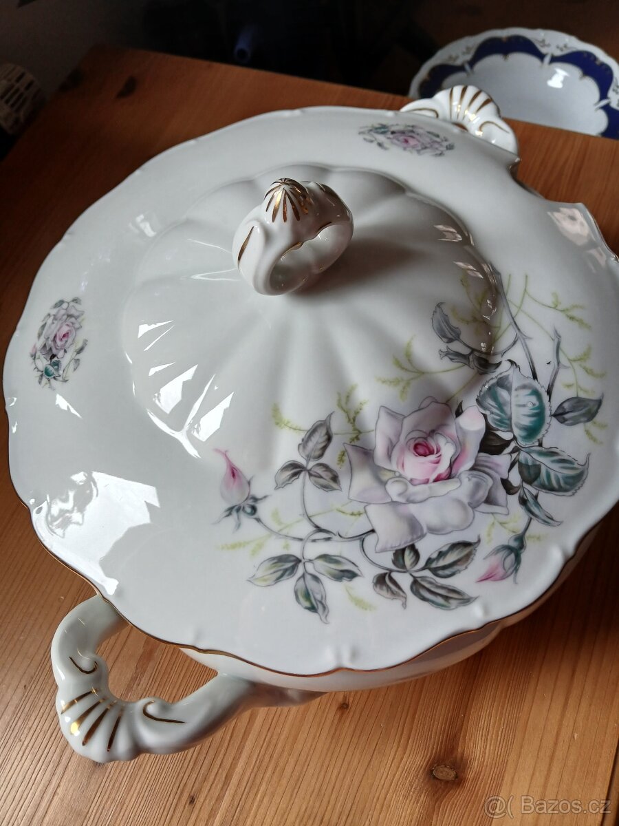 Jídelní souprava - 7