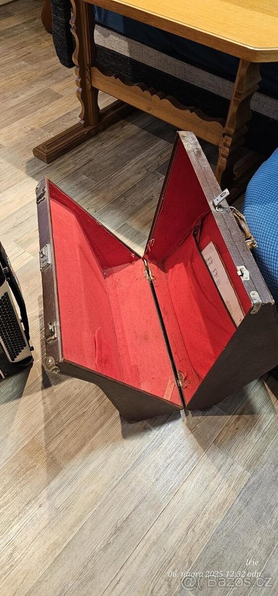 Acordeon Lignatone 120basů - 7