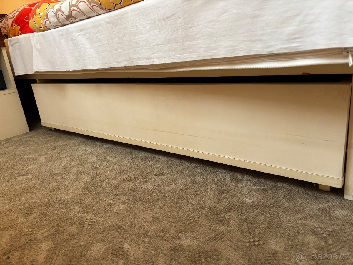 Manželská postel - 7