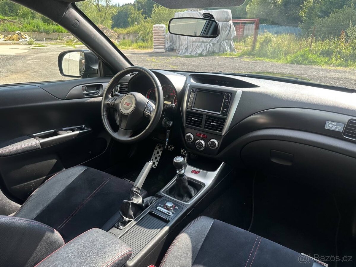 Subaru Impreza 2.5 WRX STI Sedan 2011 - 7