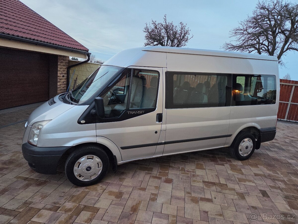 Ford Transit 2.2 TDCi FT 300 M Trend L2H2 9míst - 7
