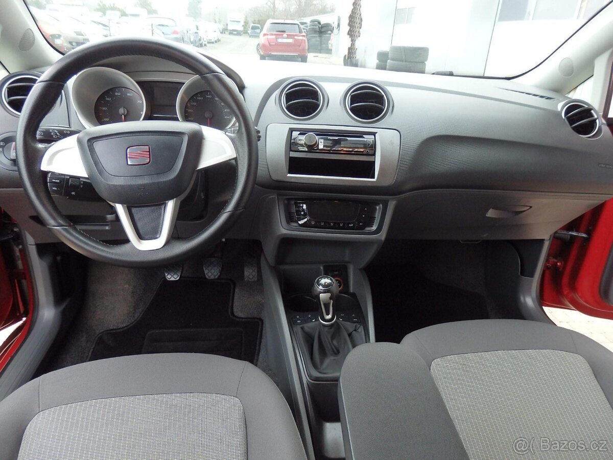 SEAT IBIZA ST KOMBI 1.2 TSI STYLE 77KW SERVISKA TAŽNÉ PĚKNÁ - 7
