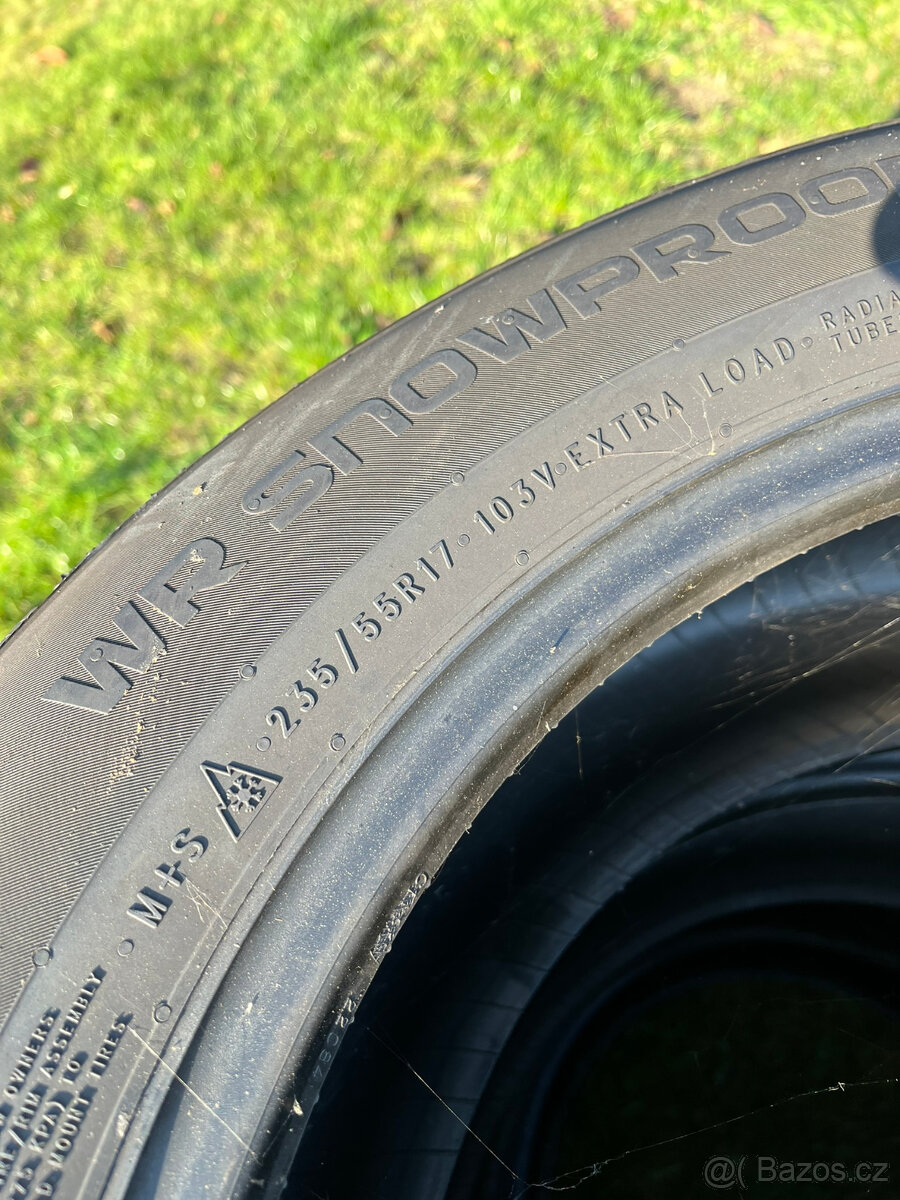 Zimní pneu Nokian Snowproof 235/55 R17 - 7