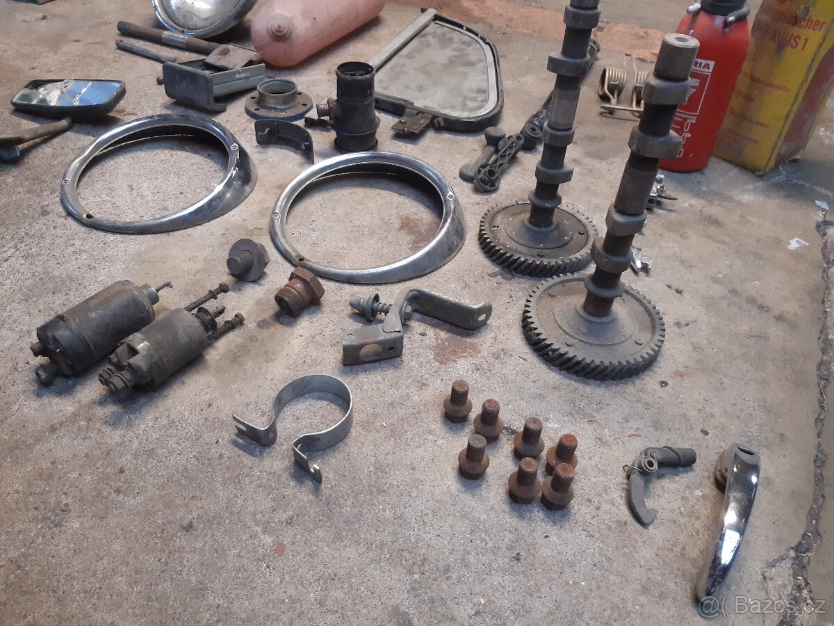 VW Brouk 1303-zbylé díly - 7