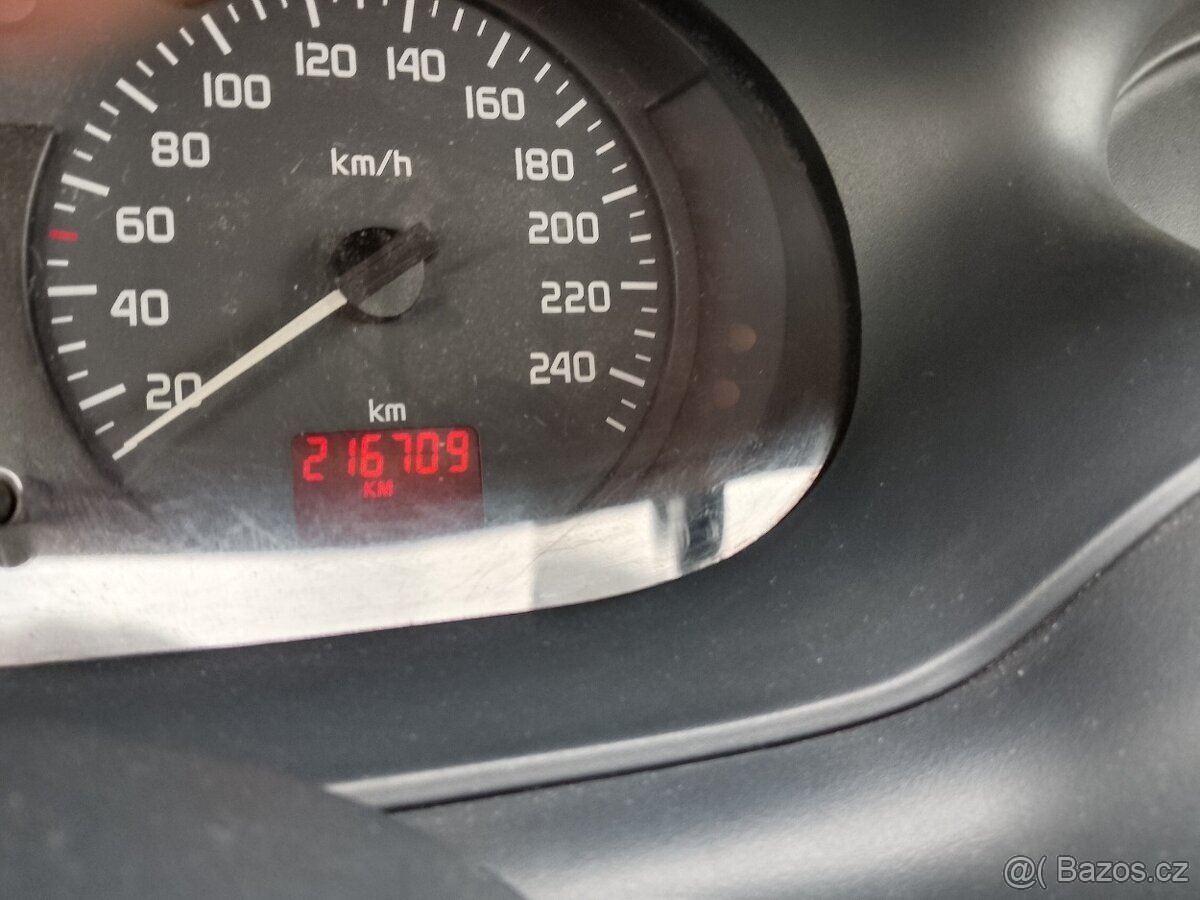 Renault Megane 1.9dci - 7