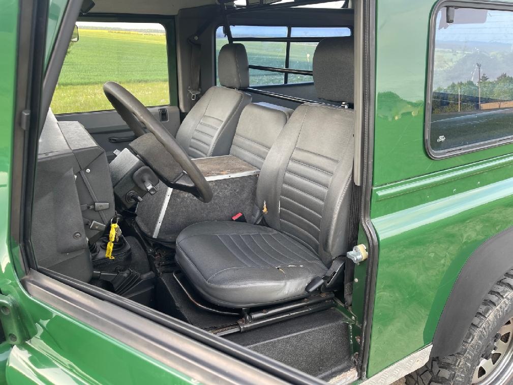 Land Rover Defender 90 Td5, r.v. 2000 - 7