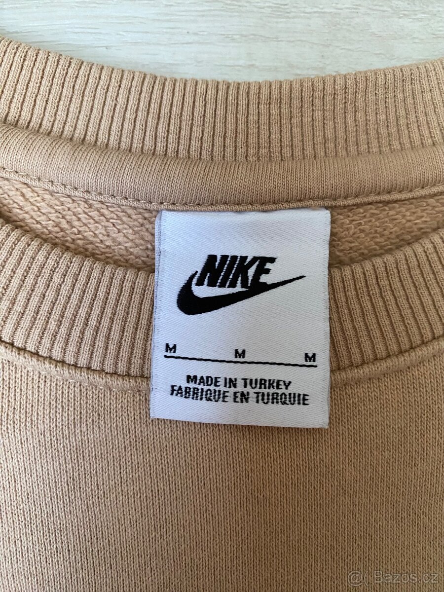 Mikina NIKE s výšivkami vel. M jako nová - 7