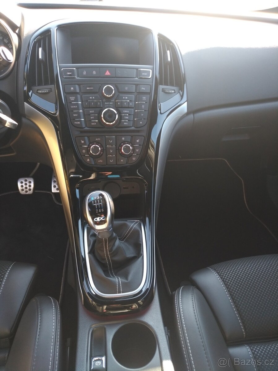 OPEL ASTRA J GTC OPC 2.0TURBO - 7